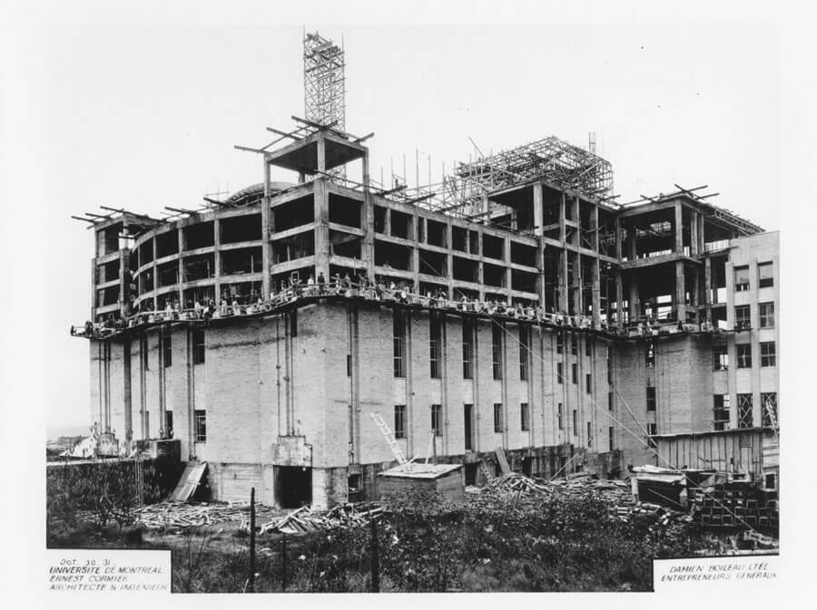 Construction du Pavillon principal de l'Université de Montréal, 3 octobre 1931.